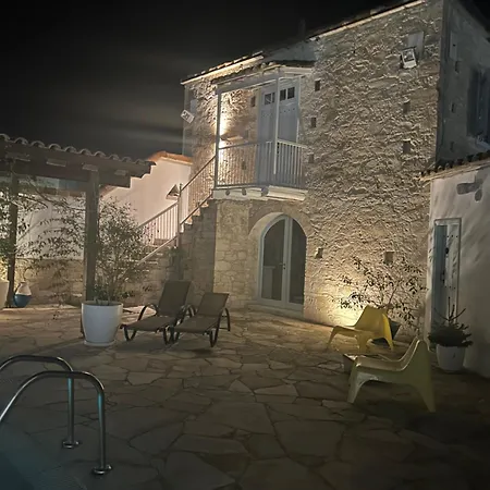 Little Stone House Διαμέρισμα *