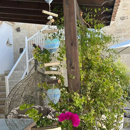 Little Stone House Διαμέρισμα *
